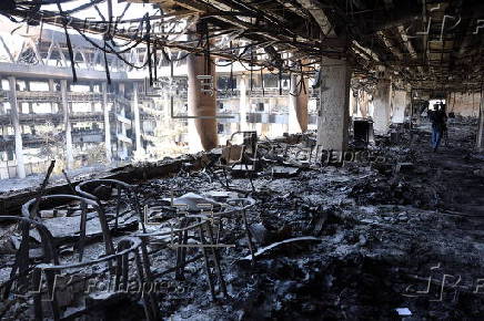Israel countinues airstrikes on Iran