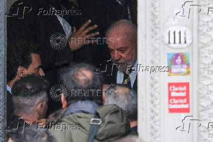 Brazil's President Lula visits Argentina's former President Kirchner, who is under house arrest, in Buenos Aires