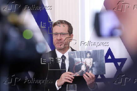 Israeli President Isaac Herzog visits Latvia