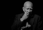 Fotos de arquivo do fotógrafo Sebastião Salgado, morto aos 81 anos