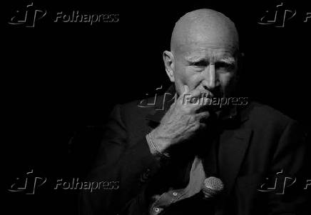 Fotos de arquivo do fotógrafo Sebastião Salgado, morto aos 81 anos