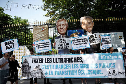 Attac, Oxfam France and 350.org gather to defend the so-called