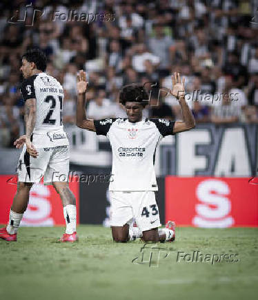 Partida entre Ceará x Corinthians válida pela 14ª rodada do Brasileirão