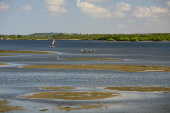 Vista do Canal de Santa Cruz, na Ilha
