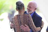 Lula lança Identificação de Cães e Gatos