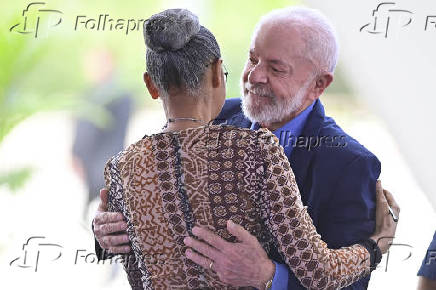 Lula lança Identificação de Cães e Gatos