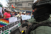 Ente electoral de Bolivia definirá a habilitados a elecciones, mientras bloqueos persisten