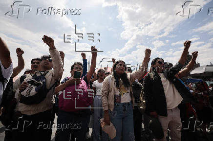 Maestros de la CNTE se manifiestan en Ciudad de México