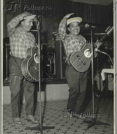 Música: a dupla sertaneja Alvarenga e