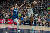 WNBA: Golden State Valkyries at Minnesota Lynx