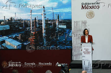 Mexican government presents plan for state oil company Pemex