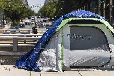US President Trump vows to remove homeless from DC's streets