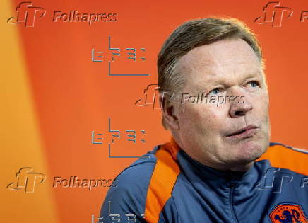 Koeman gives a press conference about the Dutch national team selection