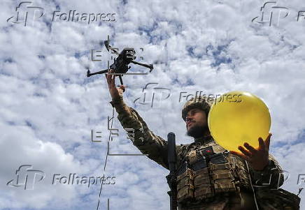 Ukrainian troops hold anti-drone training in Kharkiv area