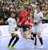 EHF FINAL4 Women 2025 - Gyori Audi ETO KC vs Team Esbjerg