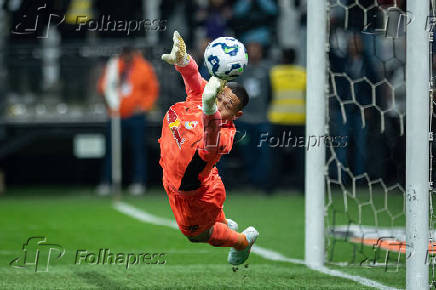 Partida entre corinthians e red bull bragantino pelo campeonato brasileiro