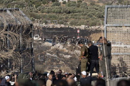 Druze poeple in Golan Heights gather near Syria border