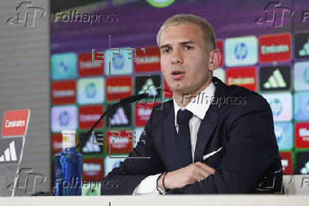 Presentación de Franco Mastantuono