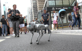 Cão robô da GCM na Av. Paulista