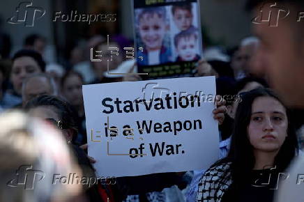 Israeli Arabs protest against famine in Gaza