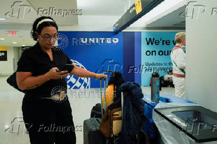United Airlines system outage grounds flights at Newark Liberty International Airport