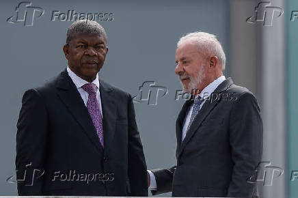 Lula durante encontro com o presidente de Angola, João Lourenço
