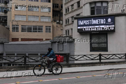 Impostômetro em SP projeta tributos recolhidos no ano