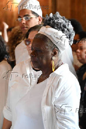 VELORIO DA CANTORA PRETA GIL