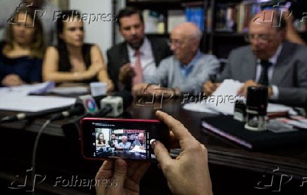 Bicudo, Reale Jr., PSDB e movimentos fazem novo pedido de impeachment