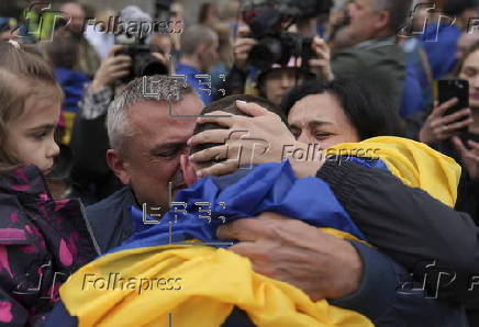 Russia and Ukraine exchange prisoners of war
