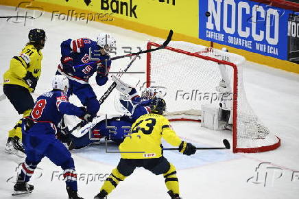 2025 IIHF Ice Hockey World Championship semifinals - Sweden vs USA