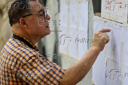 Poca afluencia de personas y una votación 