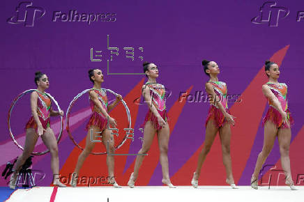 Gimnasia rítmica cinco aros