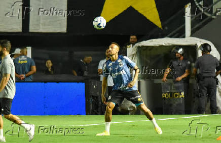 PARTIDA ENTRE SANTOS E ATLÉTICO-MG PELO CAMPEONATO BRASILEIRO