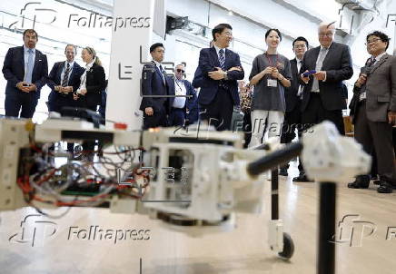 German President Frank-Walter Steinmeier visits the Institute of Science in Tokyo
