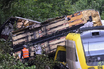 Passenger train derailed in southwestern Germany