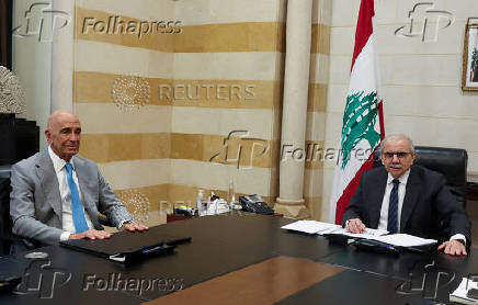 FILE PHOTO: U.S. Ambassador to Turkey and U.S. special envoy for Syria Thomas Barrack meets with Lebanese Prime Minister Nawaf Salam, in Beirut