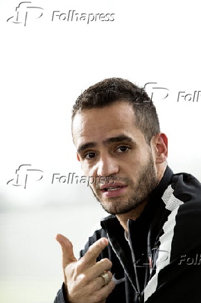 Renato Augusto em entrevista exclusiva à Folha