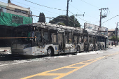 Ônibus queimado na região do Jabaquara (SP)