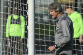 Entrenamiento del Betis previo al encuentro de vuelta ante el Jagiellonia polaco en la Liga Conferencia
