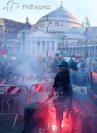 Protest in solidarity with Palestine in Naples
