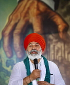 Farmers continue to protest against 'land grab' in Bangalore