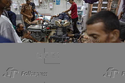 Hundresds of patients received at Nasser Hospital in Khan Younis