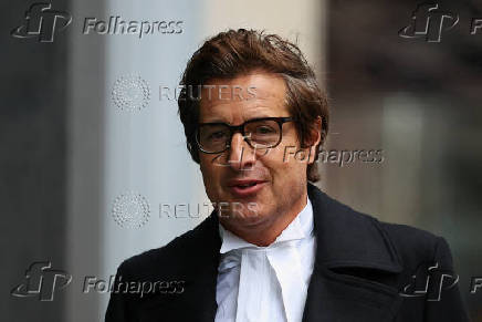 Folhapress - Fotos - Hearing in Britain's Prince Harry's phone-hacking ...