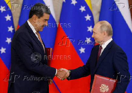 Russian President Putin and Venezuelan President Maduro meet in Moscow