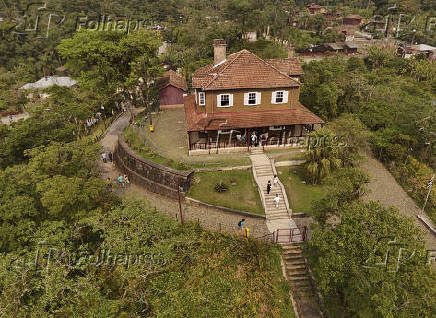 Vista de drone do Museu Castelinho na Vila de Paranapiacaba, em Santo andré (SP)