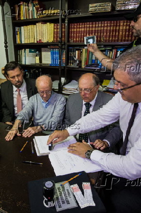 Bicudo, Reale Jr., PSDB e movimentos fazem novo pedido de impeachment