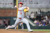 MLB: Cincinnati Reds at Atlanta Braves