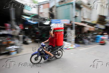 Vietnam's National Assembly passes a resolution on VAT reduction until the end of 2026