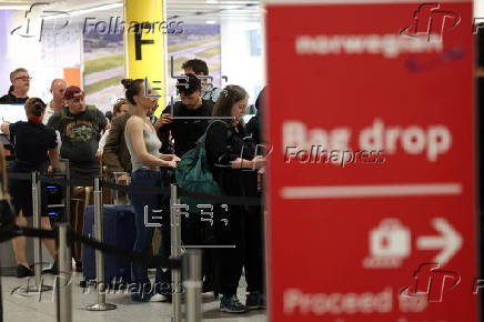 UK flights disrupted due to 'technical glitch'